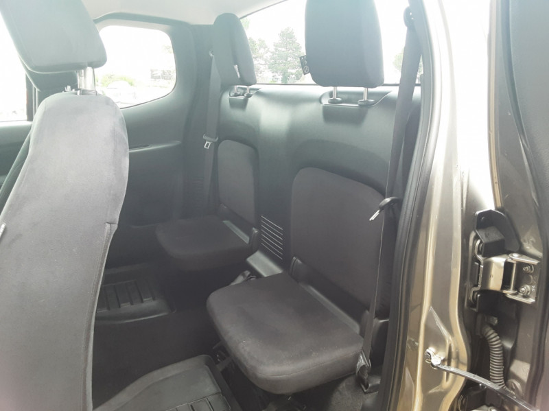 Photo 24 de l'offre de NISSAN NAVARA 2.3 DCI 160 KING CAB TEKNA à 25490€ chez Centrale Auto Marché Mussidan