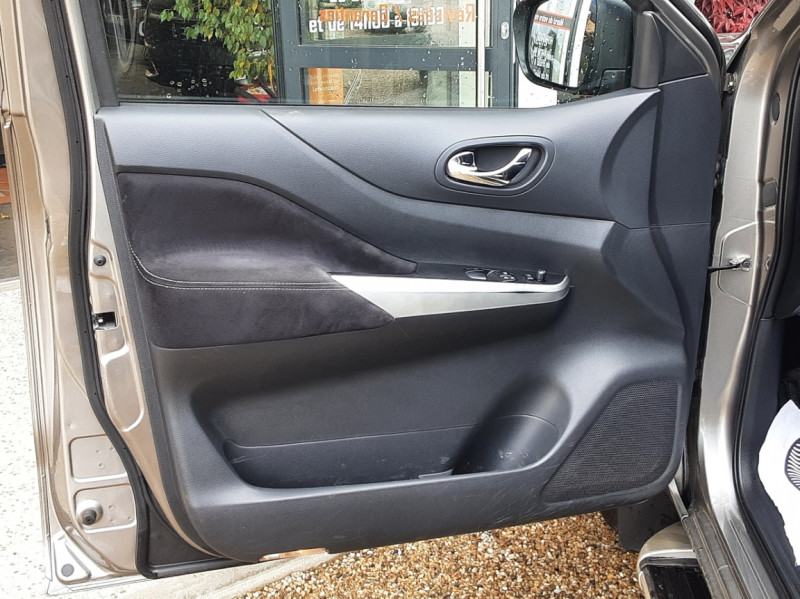 Photo 20 de l'offre de NISSAN NAVARA 2.3 DCI 160 KING CAB TEKNA à 25490€ chez Centrale Auto Marché Mussidan