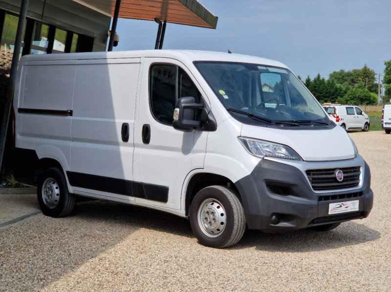 Photo 6 de l'offre de FIAT DUCATO L1H1 2.0 MJT 115 EURO 6 PACK PRO  à 21490€ chez Centrale Auto Marché Mussidan
