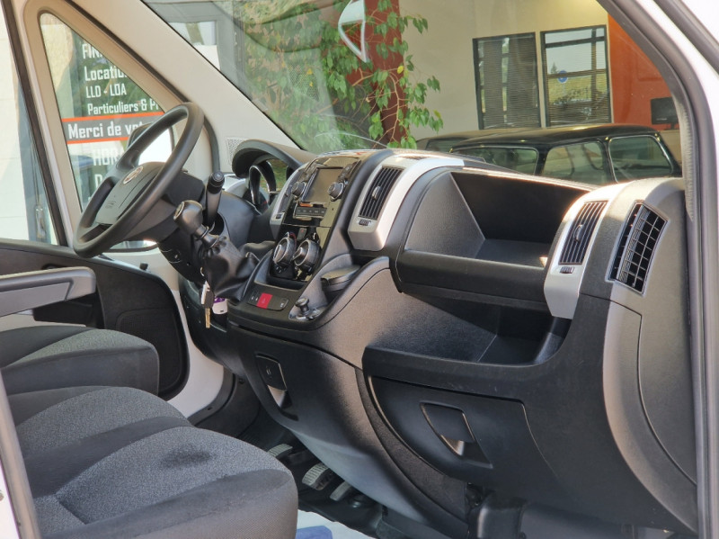 Photo 28 de l'offre de FIAT DUCATO L1H1 2.0 MJT 115 EURO 6 PACK PRO  à 21490€ chez Centrale Auto Marché Mussidan