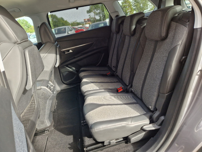 Photo 50 de l'offre de PEUGEOT 5008 1.6 BlueHDi 120ch SetS EAT6 Allure Business à 24490€ chez Centrale Auto Marché Mussidan
