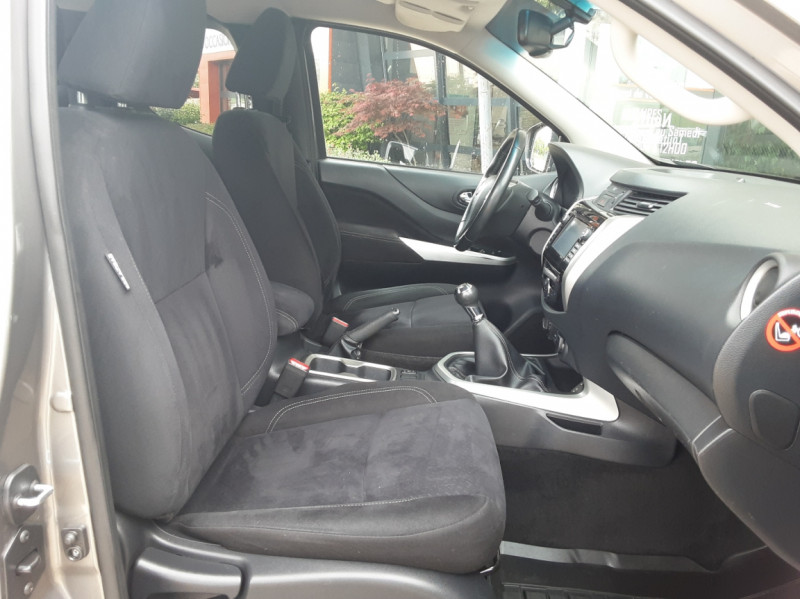 Photo 22 de l'offre de NISSAN NAVARA 2.3 DCI 160 KING CAB TEKNA à 25490€ chez Centrale Auto Marché Mussidan