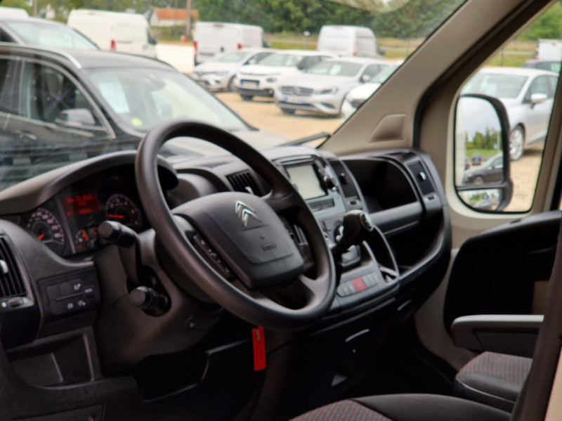 Photo 24 de l'offre de CITROEN JUMPER CAISSE 20M3 BLUEHDi 160 BVM6 CONFORT à 26990€ chez Centrale Auto Marché Mussidan