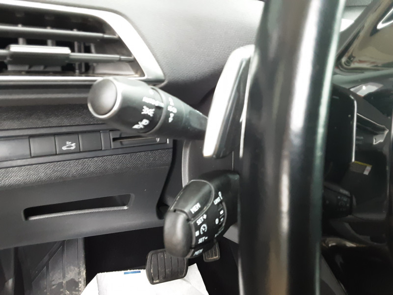 Photo 11 de l'offre de PEUGEOT 3008 BlueHDi 130ch SetS EAT8 Allure Business à 19990€ chez Centrale Auto Marché Mussidan