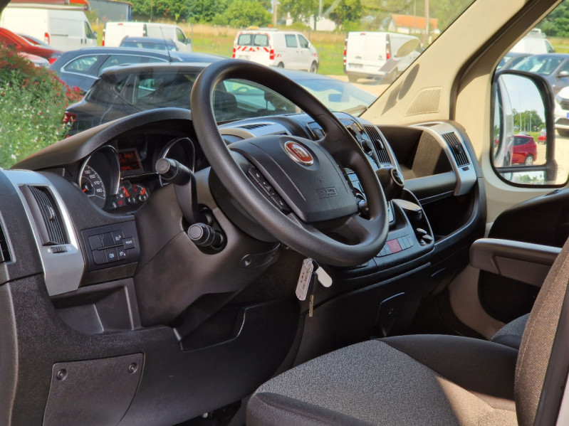 Photo 39 de l'offre de FIAT DUCATO L1H1 2.0 MJT 115 EURO 6 PACK PRO  à 21490€ chez Centrale Auto Marché Mussidan