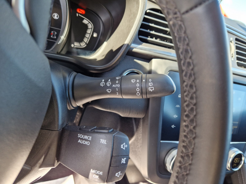 Photo 49 de l'offre de RENAULT KADJAR Blue dCi 115 EDC Business  à 19490€ chez Centrale Auto Marché Mussidan