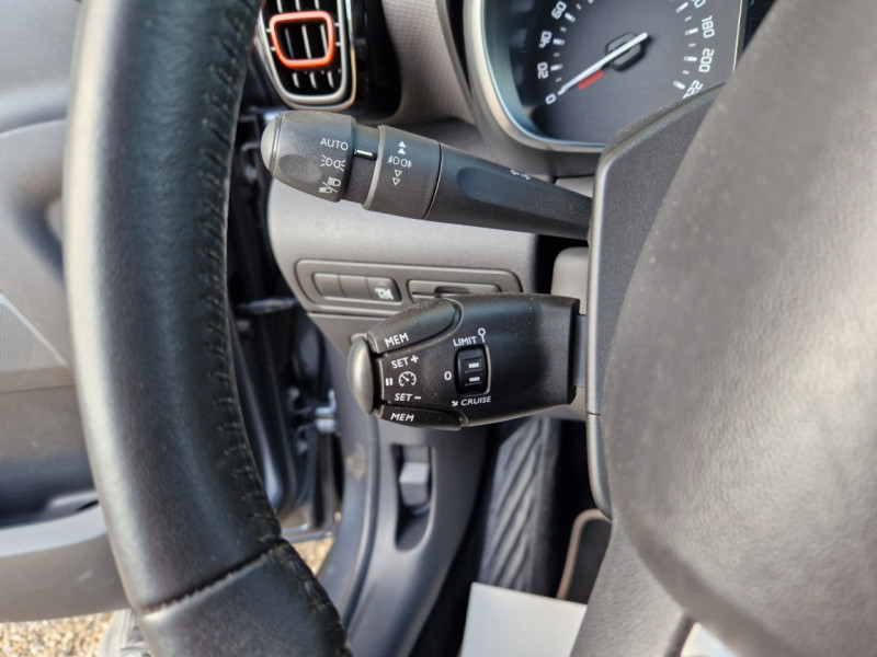 Photo 41 de l'offre de CITROEN C3 AIRCROSS PureTech 82 BVM5 Feel à 13990€ chez Centrale Auto Marché Mussidan