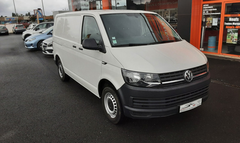 Photo 37 de l'offre de VOLKSWAGEN TRANSPORTER FGN TOLE L1H1 2.0 TDI 102 BUSINESS LINE  à 24990€ chez Centrale Auto Marché Mussidan