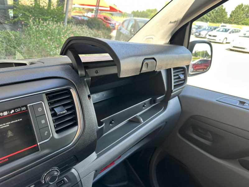 Photo 28 de l'offre de CITROEN JUMPY XL BLUEHDI 120 SetS BVM6 BUSINESS à 20990€ chez Centrale Auto Marché Mussidan