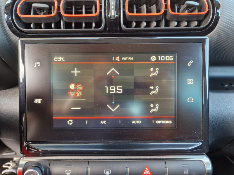 Photo 45 de l'offre de CITROEN C3 AIRCROSS PureTech 82 BVM5 Feel à 13990€ chez Centrale Auto Marché Mussidan