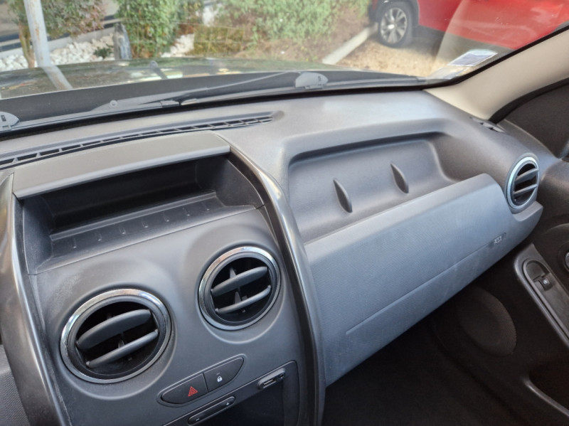 Photo 45 de l'offre de DACIA DUSTER 1.5 dCi 110 4x2 Lauréate à 10490€ chez Centrale Auto Marché Mussidan