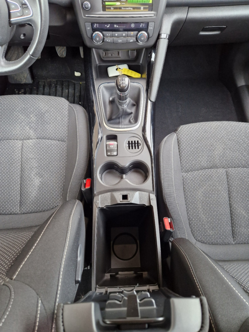 Photo 47 de l'offre de RENAULT KADJAR dCi 110 Energy eco² Business à 13990€ chez Centrale Auto Marché Mussidan