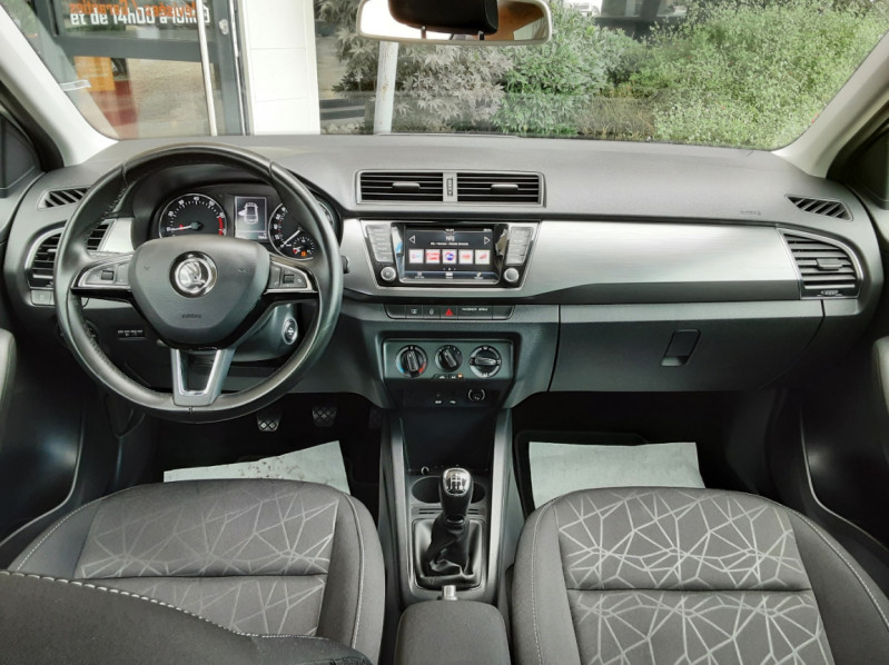 Photo 16 de l'offre de SKODA FABIA 1.0 MPI 75 ch BVM5 Clever à 13490€ chez Centrale Auto Marché Mussidan