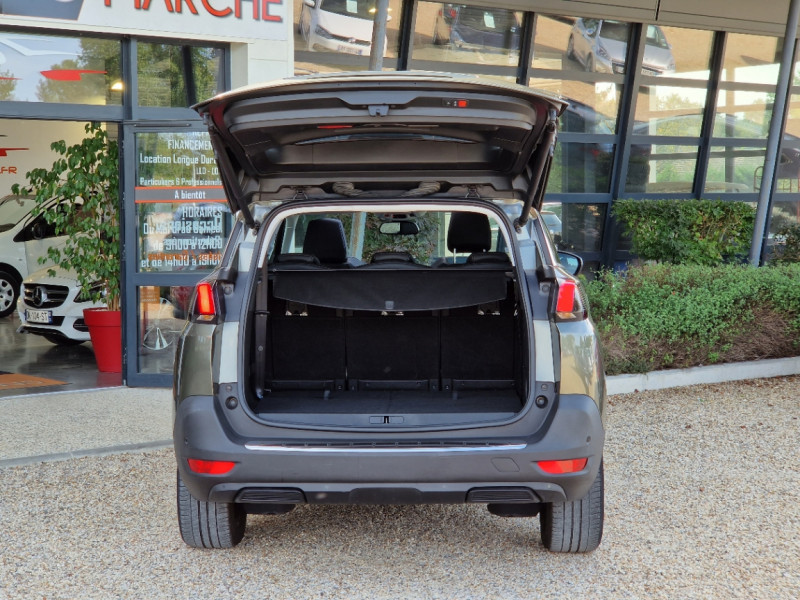 Photo 19 de l'offre de PEUGEOT 5008 BlueHDi 130ch SetS EAT8 Allure Business  à 25990€ chez Centrale Auto Marché Mussidan