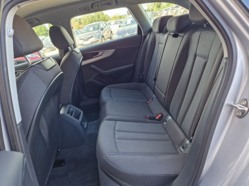 Photo 24 de l'offre de AUDI A4 AVANT 2.0 TDI ultra 150 S tronic 7 Business Line à 23990€ chez Centrale Auto Marché Mussidan