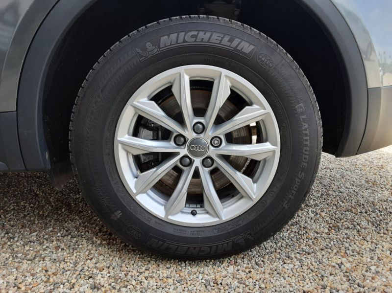 Photo 29 de l'offre de AUDI Q5 2.0 TDI 190 S tronic 7 Quattro  à 29990€ chez Centrale Auto Marché Mussidan