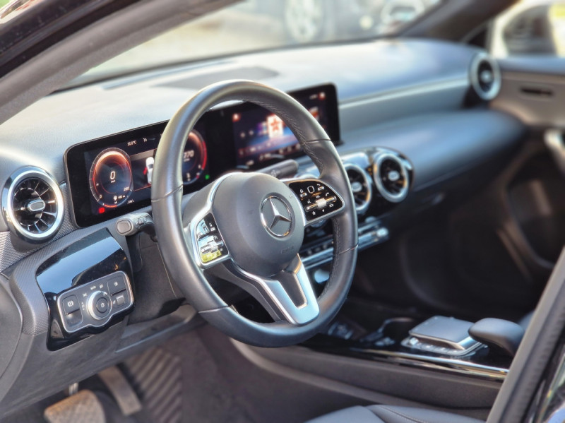 Photo 12 de l'offre de MERCEDES-BENZ CLASSE A 200 d 8G-DCT Progressive Line à 29894€ chez Centrale Auto Marché Mussidan