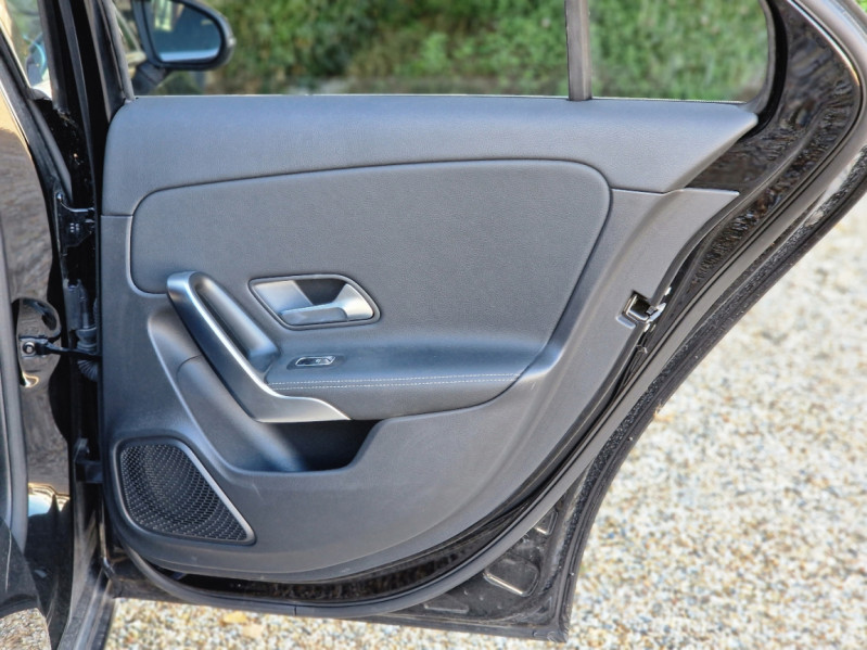 Photo 28 de l'offre de MERCEDES-BENZ CLASSE A 200 d 8G-DCT Progressive Line à 29894€ chez Centrale Auto Marché Mussidan