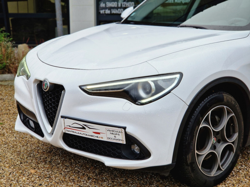 Photo 4 de l'offre de ALFA ROMEO STELVIO 2.2 150 ch AT8  à 24490€ chez Centrale Auto Marché Mussidan