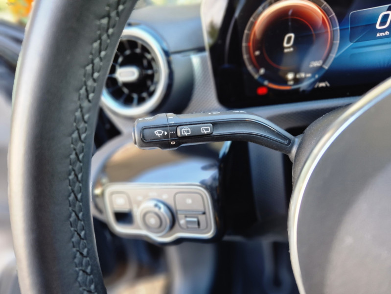 Photo 32 de l'offre de MERCEDES-BENZ CLASSE A 200 d 8G-DCT Progressive Line à 29894€ chez Centrale Auto Marché Mussidan