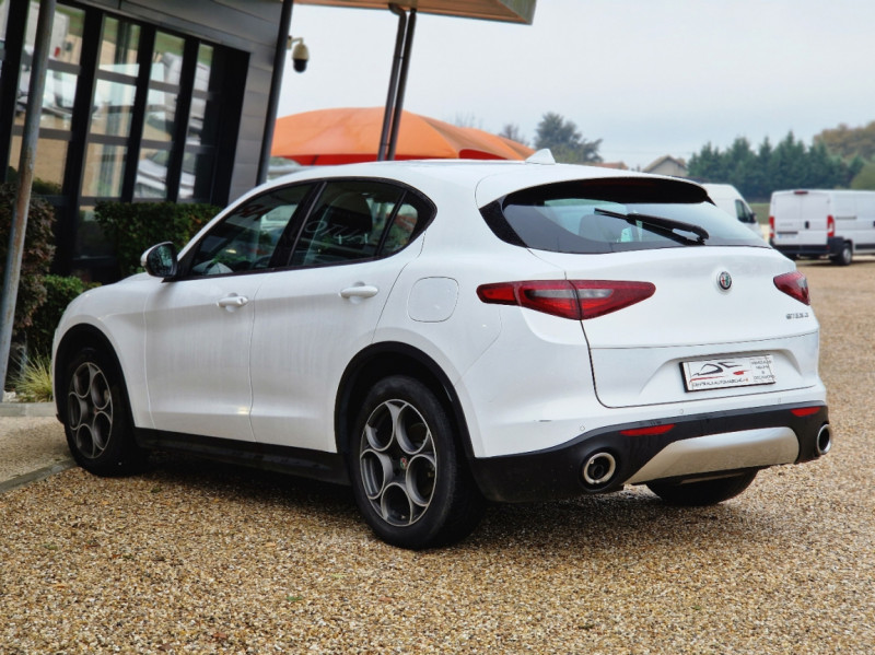 Photo 19 de l'offre de ALFA ROMEO STELVIO 2.2 150 ch AT8  à 24490€ chez Centrale Auto Marché Mussidan