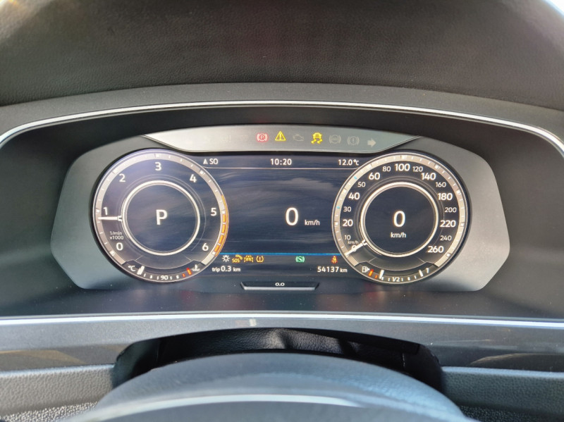 Photo 46 de l'offre de VOLKSWAGEN TIGUAN 2.0 TDI 150 DSG7 Carat à 28990€ chez Centrale Auto Marché Mussidan