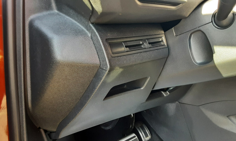 Photo 48 de l'offre de PEUGEOT 3008 1.2 Puretech 130ch SetS EAT6 GT Line à 20490€ chez Centrale Auto Marché Mussidan