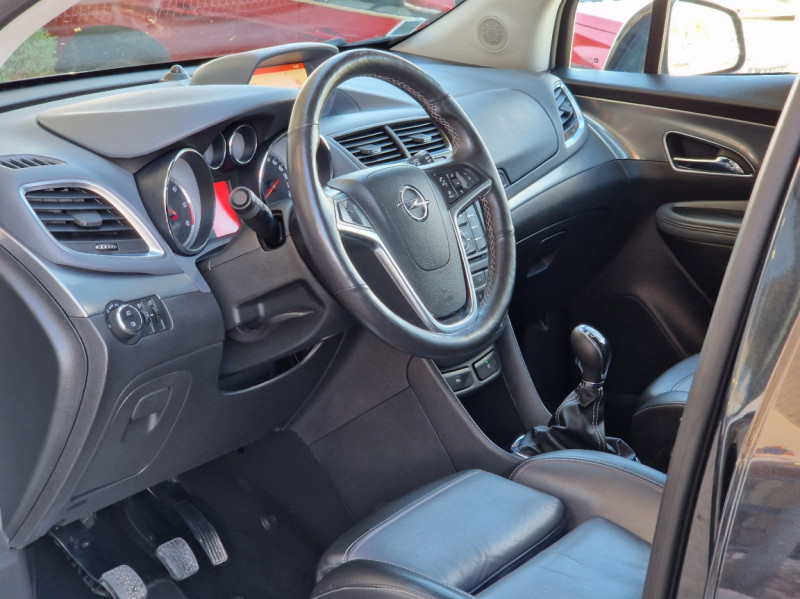 Photo 23 de l'offre de OPEL MOKKA  1.7 CDTI - 130 ch FAP 4x2 ecoFLEX StartetStop à 13990€ chez Centrale Auto Marché Mussidan