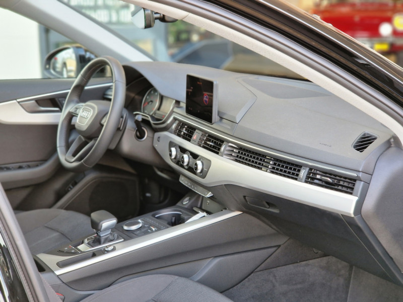 Photo 30 de l'offre de AUDI A4 AVANT 2.0 TDI ultra 150 S tronic 7 Business Line à 25990€ chez Centrale Auto Marché Mussidan