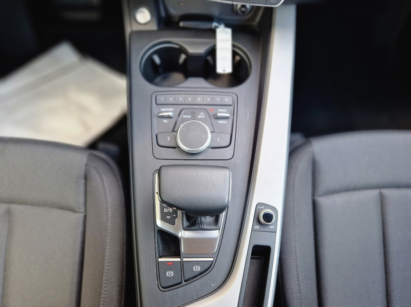 Photo 29 de l'offre de AUDI A4 AVANT 2.0 TDI ultra 150 S tronic 7 Business Line à 25990€ chez Centrale Auto Marché Mussidan
