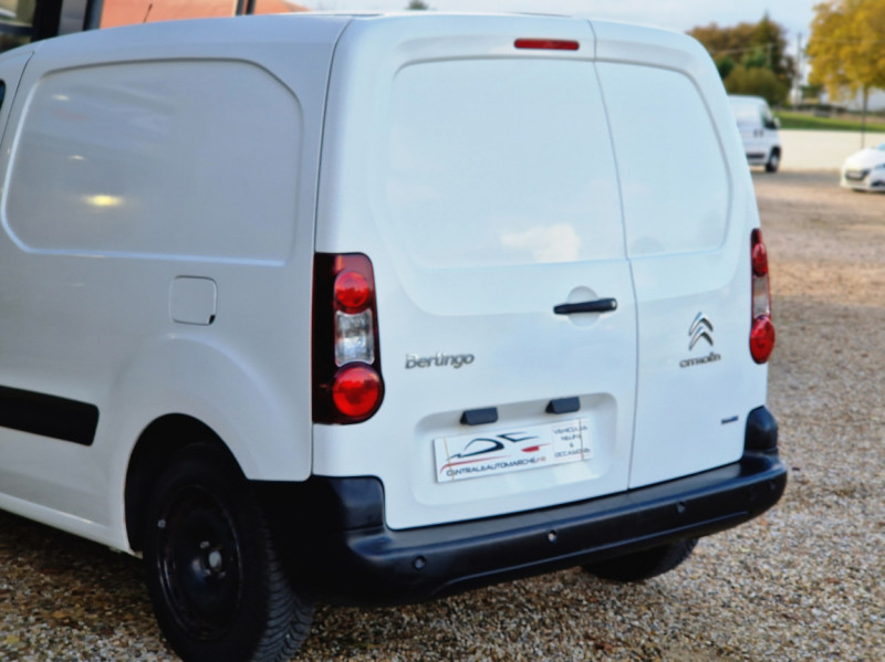 Photo 12 de l'offre de CITROEN BERLINGO L1 BlueHDi 100 SetS BUSINESS ETG6 à 11990€ chez Centrale Auto Marché Mussidan