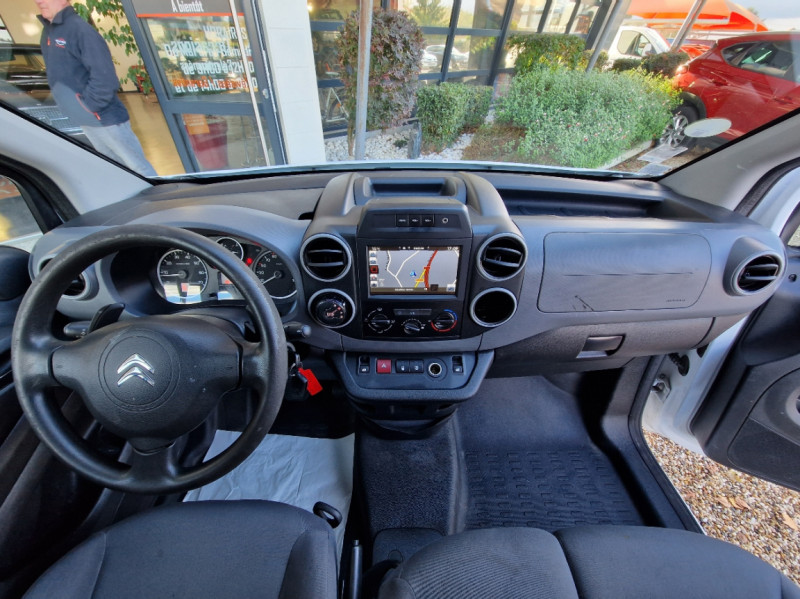 Photo 25 de l'offre de CITROEN BERLINGO L1 BlueHDi 100 SetS BUSINESS ETG6 à 11990€ chez Centrale Auto Marché Mussidan