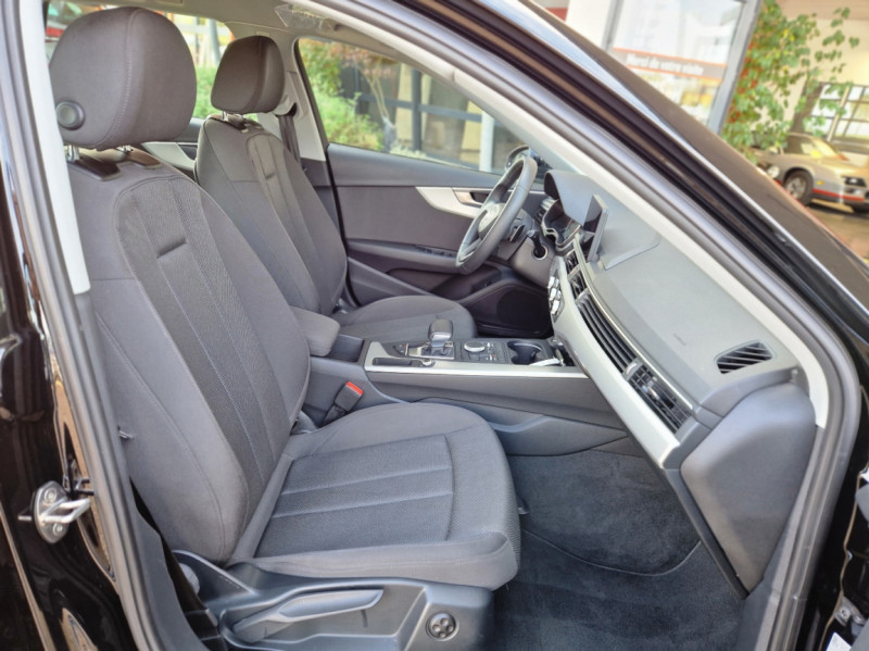 Photo 31 de l'offre de AUDI A4 AVANT 2.0 TDI ultra 150 S tronic 7 Business Line à 25990€ chez Centrale Auto Marché Mussidan