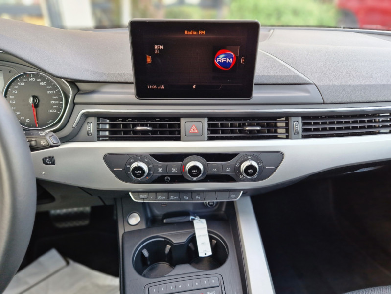 Photo 39 de l'offre de AUDI A4 AVANT 2.0 TDI ultra 150 S tronic 7 Business Line à 25990€ chez Centrale Auto Marché Mussidan