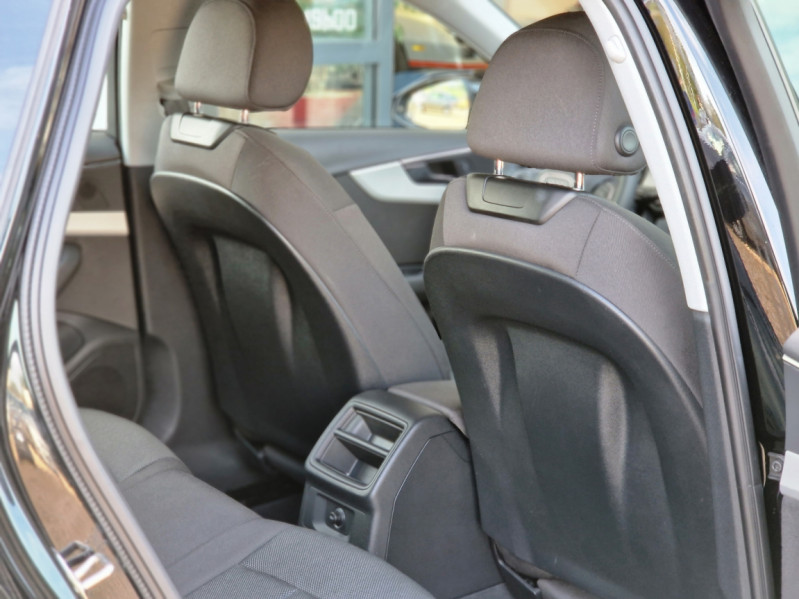 Photo 32 de l'offre de AUDI A4 AVANT 2.0 TDI ultra 150 S tronic 7 Business Line à 25990€ chez Centrale Auto Marché Mussidan