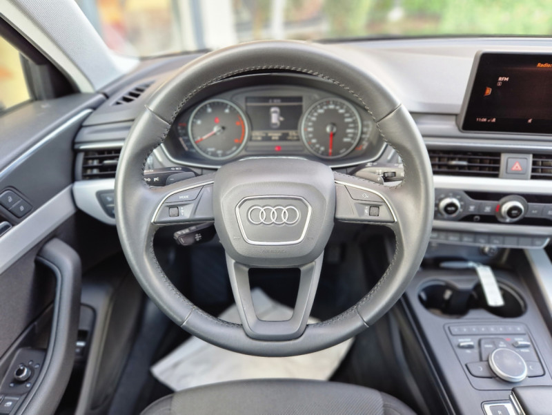 Photo 41 de l'offre de AUDI A4 AVANT 2.0 TDI ultra 150 S tronic 7 Business Line à 25990€ chez Centrale Auto Marché Mussidan