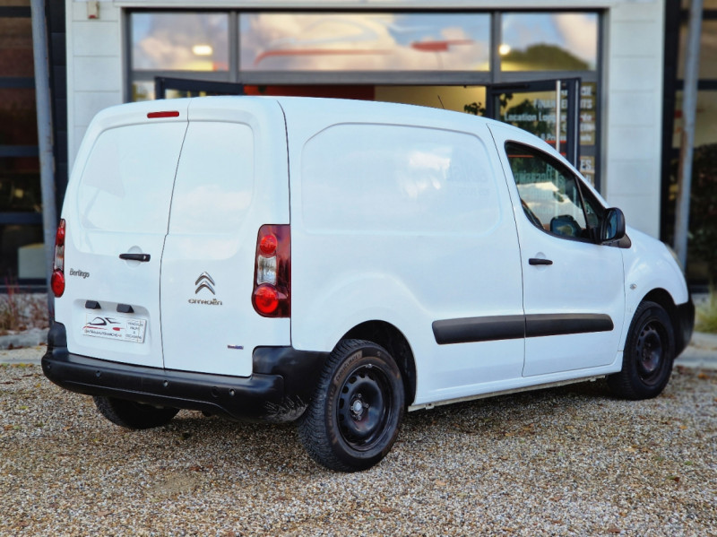 Photo 10 de l'offre de CITROEN BERLINGO L1 BlueHDi 100 SetS BUSINESS ETG6 à 11990€ chez Centrale Auto Marché Mussidan