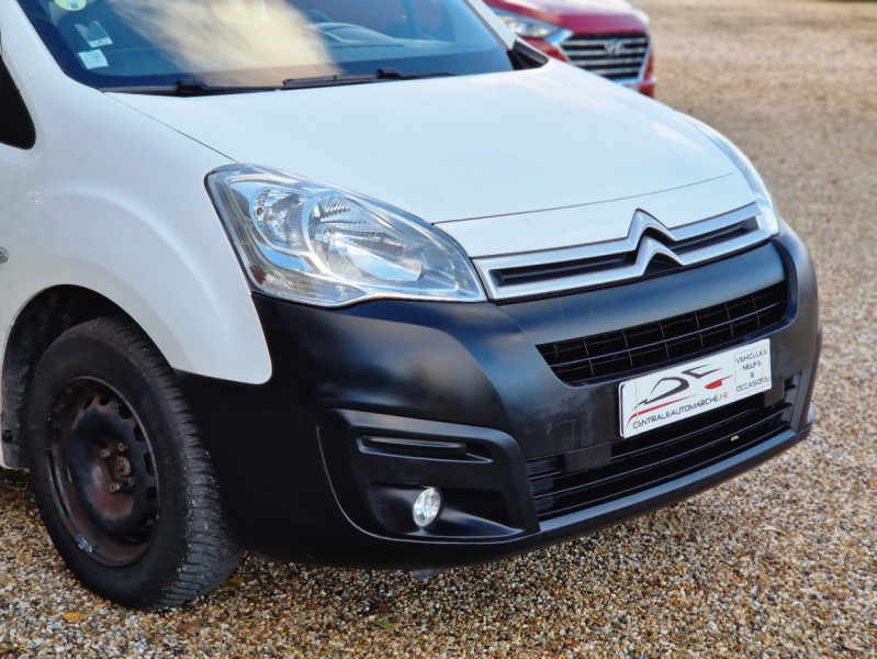 Photo 5 de l'offre de CITROEN BERLINGO L1 BlueHDi 100 SetS BUSINESS ETG6 à 11990€ chez Centrale Auto Marché Mussidan