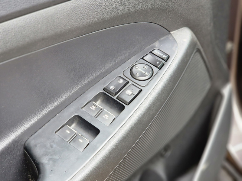 Photo 20 de l'offre de HYUNDAI TUCSON 1.6 CRDi 136 DCT-7 Premium à 24990€ chez Centrale Auto Marché Mussidan