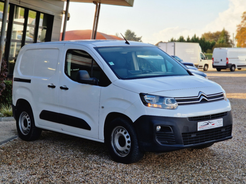 Photo 7 de l'offre de CITROEN BERLINGO Taille M BlueHDi 100  à 18490€ chez Centrale Auto Marché Mussidan