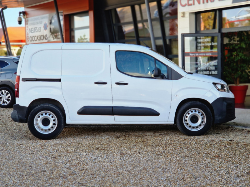 Photo 11 de l'offre de CITROEN BERLINGO Taille M BlueHDi 100  à 18490€ chez Centrale Auto Marché Mussidan