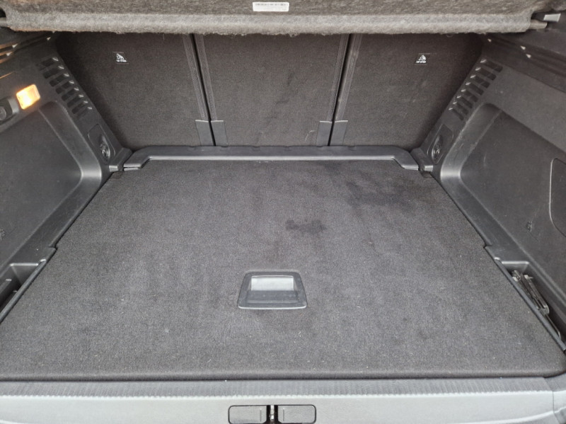 Photo 23 de l'offre de CITROEN C5 AIRCROSS  BlueHDi 130 SetS EAT8 Business à 21490€ chez Centrale Auto Marché Mussidan