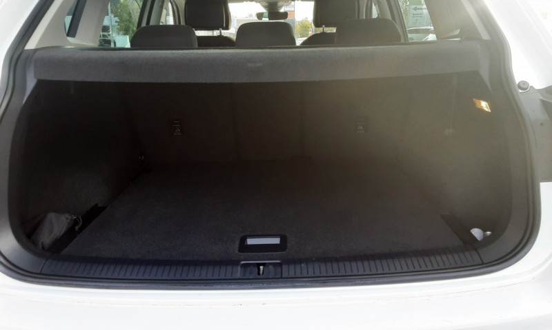 Photo 17 de l'offre de VOLKSWAGEN TIGUAN 2.0 TDI 150 Confortline Business  à 20990€ chez Centrale Auto Marché Mussidan