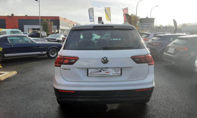 Photo 7 de l'offre de VOLKSWAGEN TIGUAN 2.0 TDI 150 Confortline Business  à 20990€ chez Centrale Auto Marché Mussidan