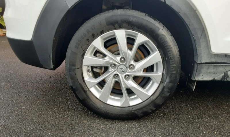 Photo 5 de l'offre de HYUNDAI TUCSON 1.6 CRDi 115 hybrid Business  à 18990€ chez Centrale Auto Marché Mussidan