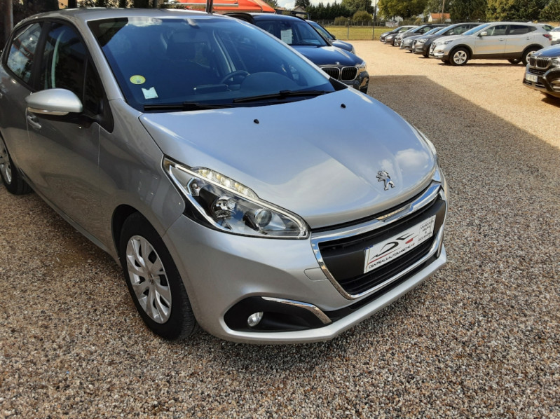 Photo 11 de l'offre de PEUGEOT 208 1.6 BlueHDi 100ch SetS BVM5 Active Business à 10990€ chez Centrale Auto Marché Mussidan