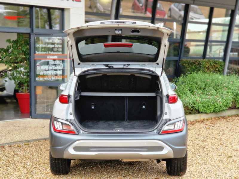 Photo 14 de l'offre de HYUNDAI KONA 1.6 CRDi 136 DCT-7 Hybrid 48V Executive à 20990€ chez Centrale Auto Marché Mussidan