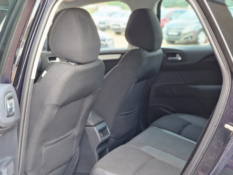 Photo 24 de l'offre de CITROEN C4  BlueHDi 120 SetS BVM6 Millenium à 12990€ chez Centrale Auto Marché Mussidan