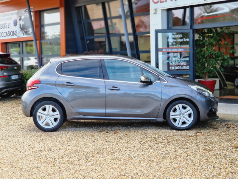 Photo 10 de l'offre de PEUGEOT 208 BlueHDi 100ch BVM6 Allure à 11990€ chez Centrale Auto Marché Mussidan