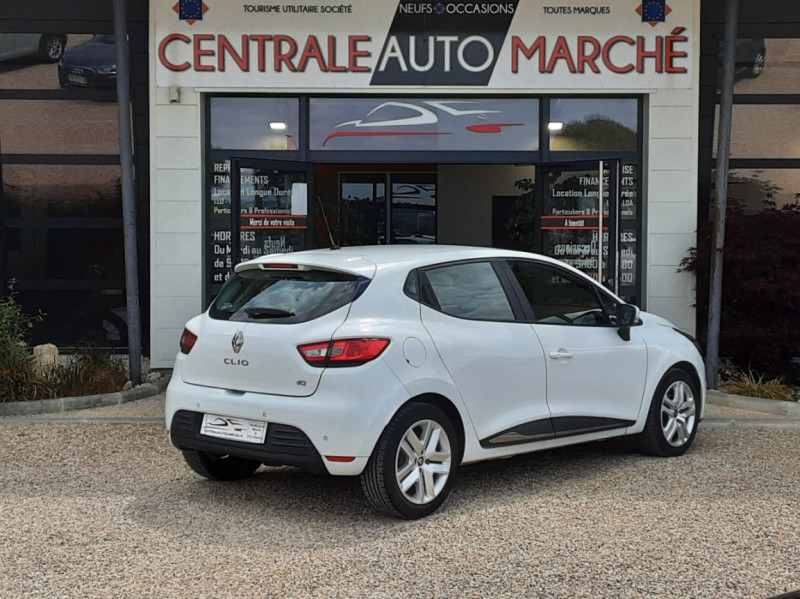 Photo 8 de l'offre de RENAULT CLIO IV dCi 75 Business à 12290€ chez Centrale Auto Marché Mussidan
